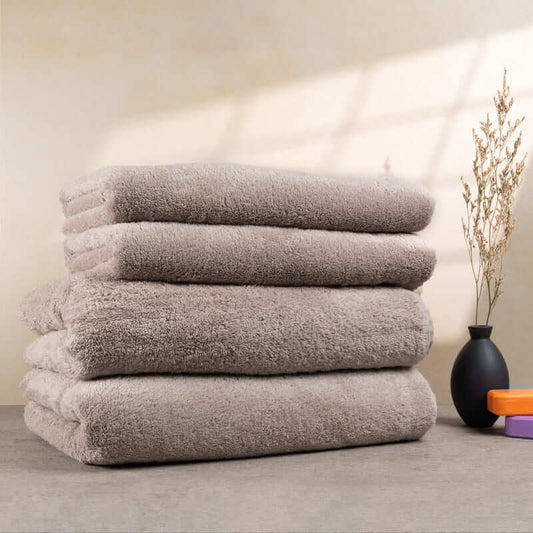 2x Saunatücher + 2 x Duschtücher Farbe Cashmere